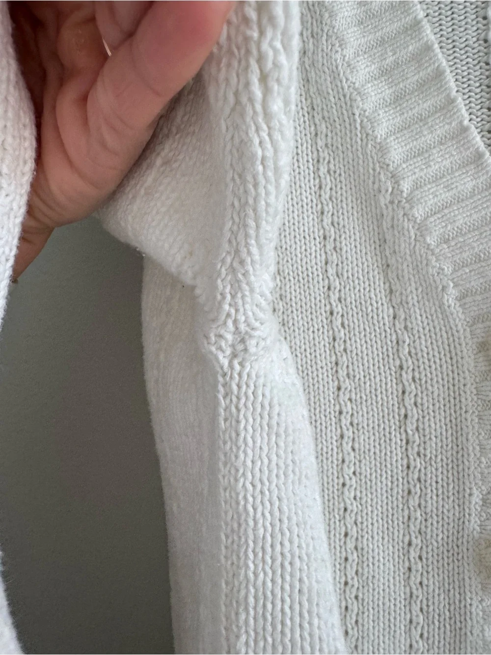 Vintage Classic Elements Chunky Knit White Cardigan Women’s Small or Girls Large